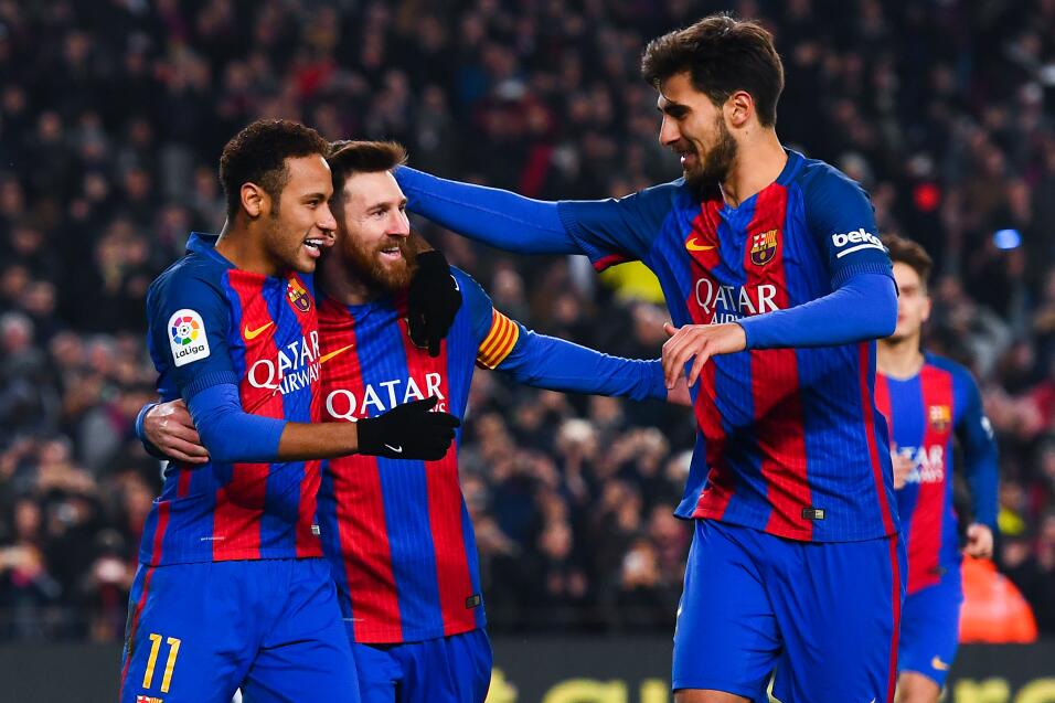 Los azulgranas golearon 5-2 a la Real Sociedad y el Barça consiguió su p...