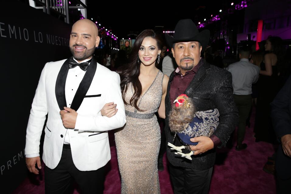 Vota por los mejores looks de Premio Lo Nuestro 2017 Univision