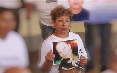 Viajan por M&eacute;xico buscando a sus seres queridos desaparecidos