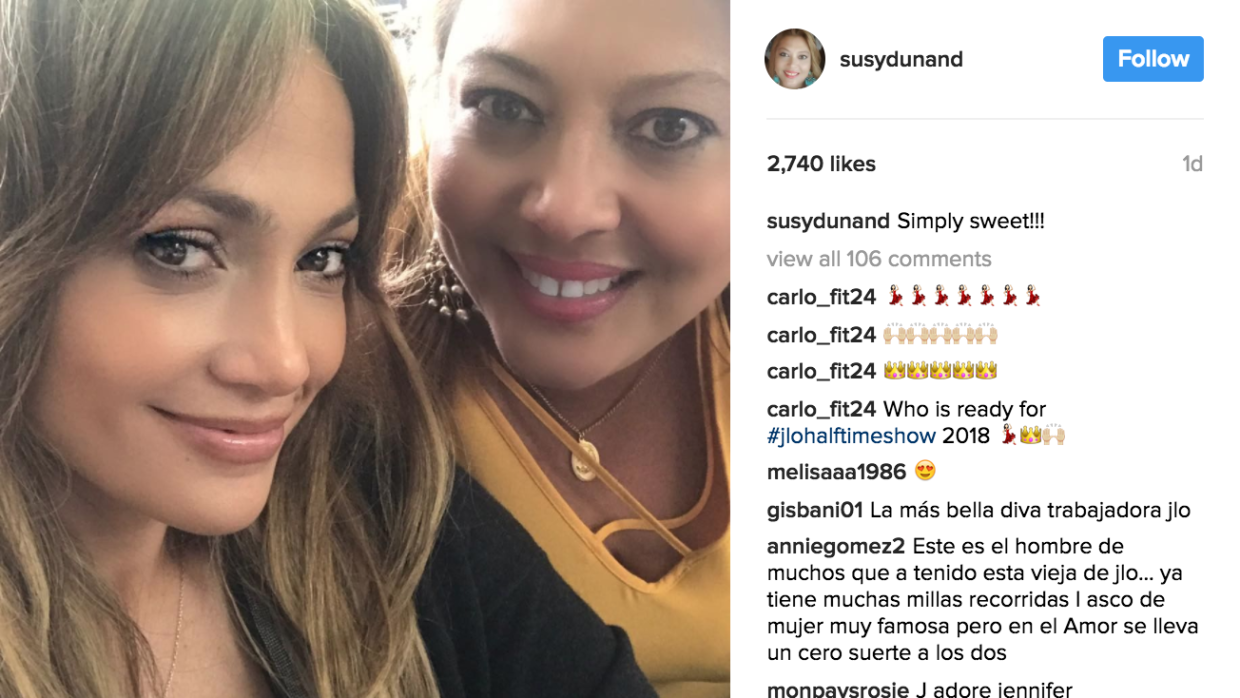 Jennifer López junto a su &quot;cuñada&quot; Susy, la única mujer de los...
