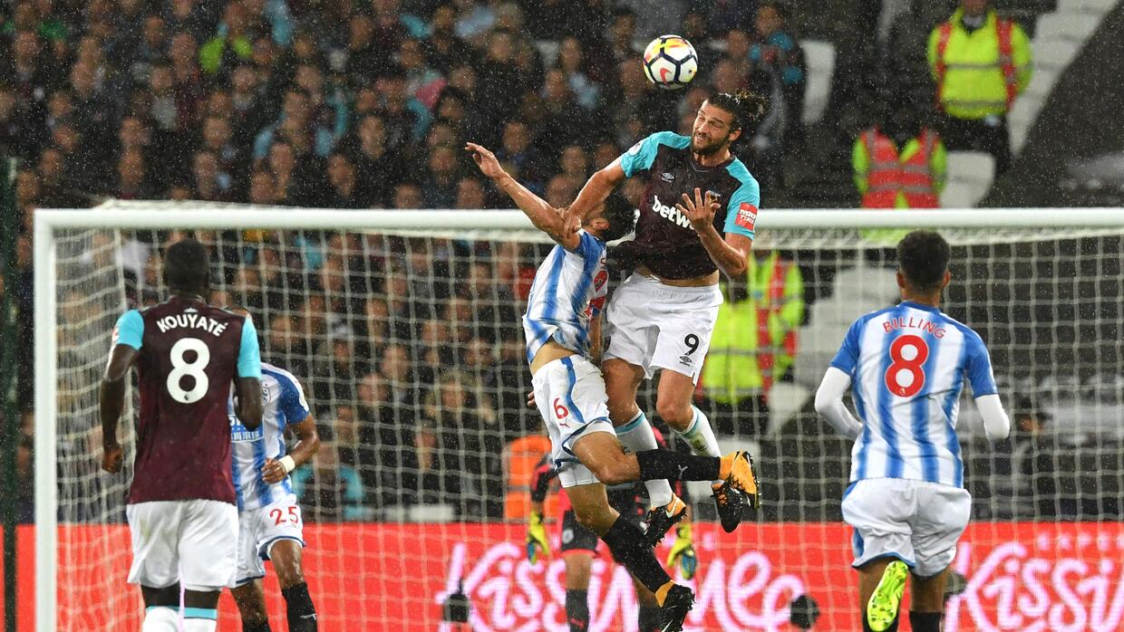 Análisis: ¿Qué implica para ‘Chicharito’ el regreso de Carroll?