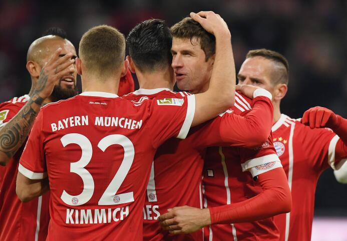 Thomas Müller y Robert Lewandowski fueron quienes anotaron los goles del...