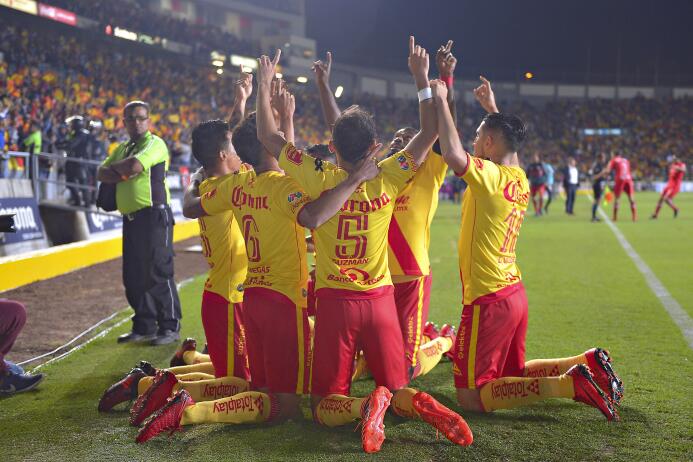 En fotos: Morelia es semifinalista con voltereta incluida 20171125-6228.jpg
