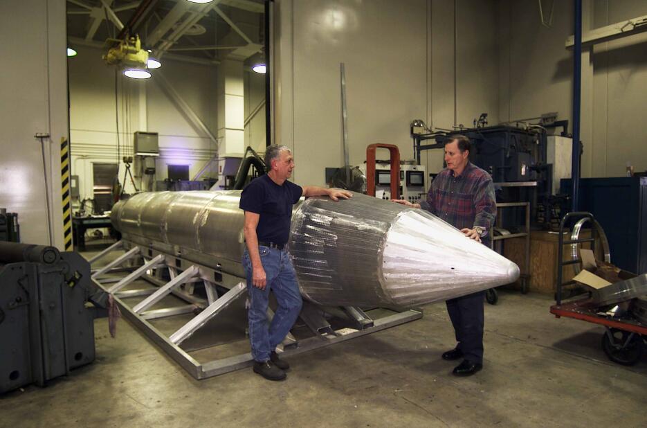 Fotos: MOAB, la bomba no nuclear más potente de EEUU lanzada en combate...
