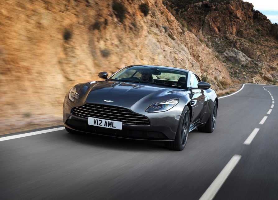 Aston Martin DB11 2017