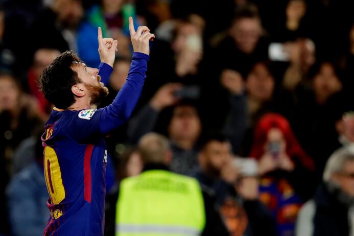En fotos: Un Messi genial le da tres puntos más al Barcelona ante el Ala...