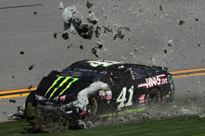 Gran arranque de Nascar en 2017: entre choques aparatosos y hermosas mod...