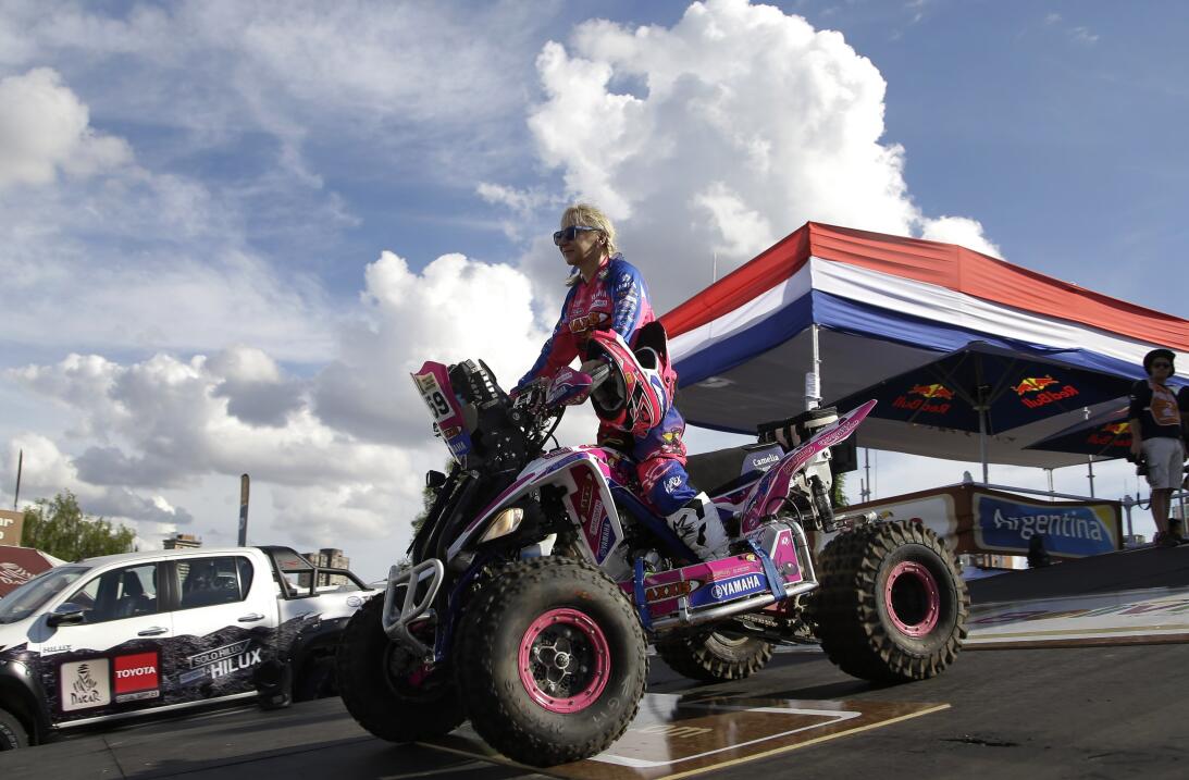 Así fue el comienzo del Rally Dakar en Paraguay AP_17002023430572.jpg