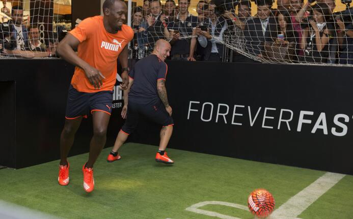 Usain Bolt como futbolista y otros profesionales que probaron en múltipl...
