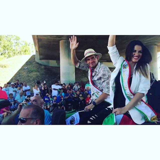 Maite y Arath festejan a los mexicanos
