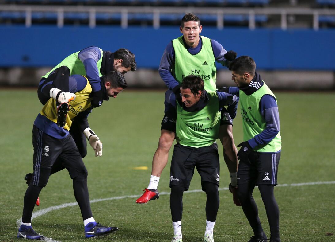 Frío y buen ánimo en práctica de Real Madrid para final de Mundial de Cl...