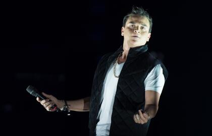 <b><a href="https://www.univision.com/entretenimiento/asi-consiguio-silvestre-dangond-cambiar-su-estilo-de-vida-y-fue-gracias-a-sus-hijos" data-cms-id="00000166-f506-d2af-afef-f7eeb21e0000" data-cms-href="https://www.univision.com/entretenimiento/asi-consiguio-silvestre-dangond-cambiar-su-estilo-de-vida-y-fue-gracias-a-sus-hijos">SILVESTRE DANGOND </a></b>- Mejor Álbum de Cumbia/Vallenato: ‘Esto es vida’.<br/>