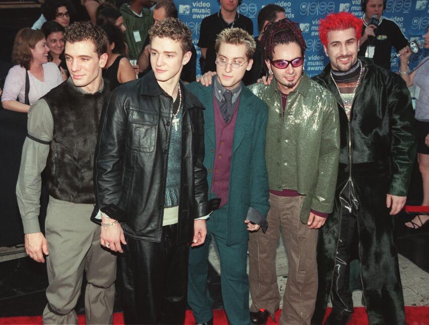 10-cantantes-anglos-que-cantaron-en-espa-ol-y-causaron-controversia
