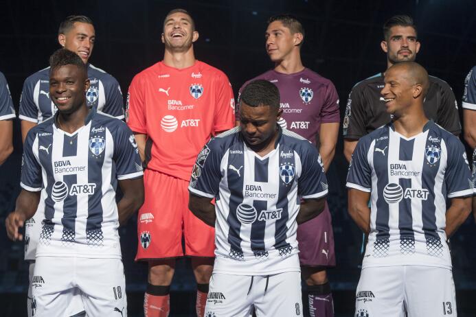 Monterrey presentó sus nuevos uniformes para la Liga MX 20170711_2223.jpg