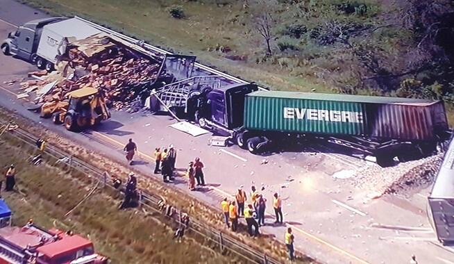 Al menos una persona muerta en un choque ocurrido en la I-80 este lunes....
