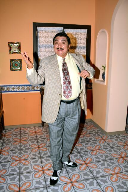 Carlos Bonavides, un comediante en las telenovelas - Univision