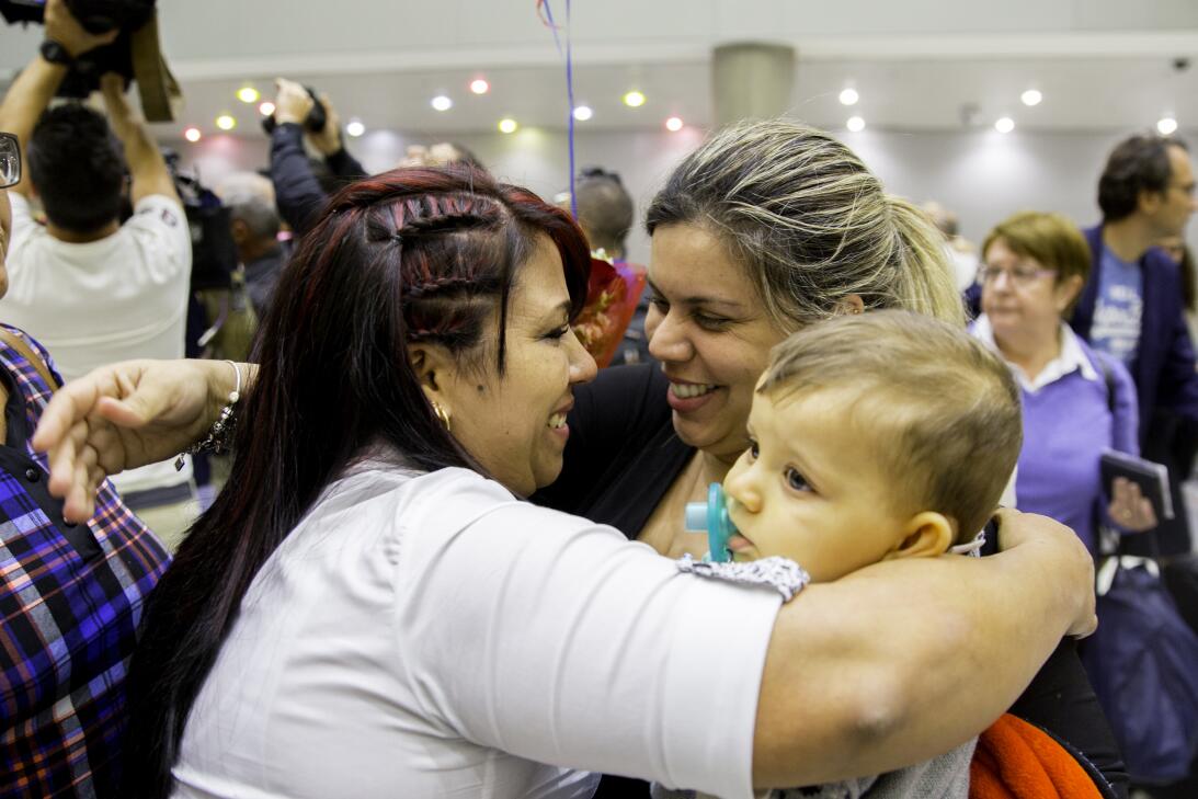 La mayoría de los médicos que llegaron este lunes no tienen familia en E...