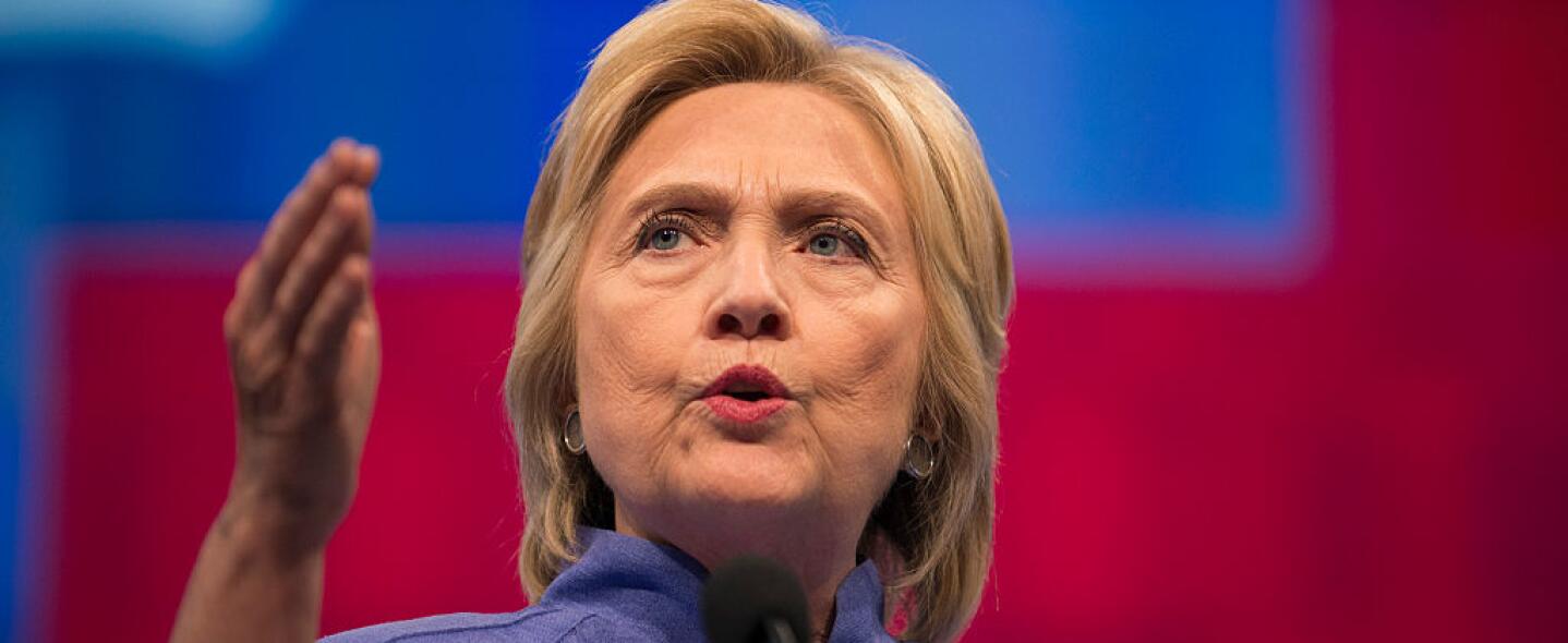Inmigrantes indocumentados acompañarán a Hillary Clinton e...