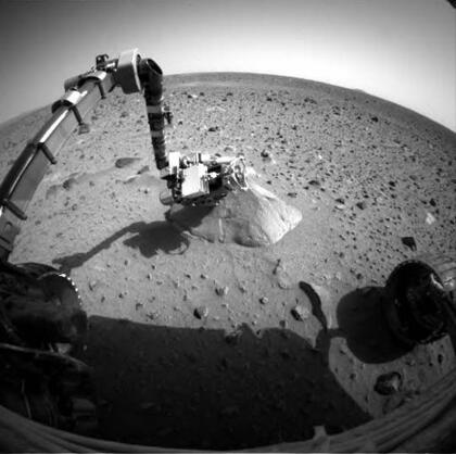 <b>Spirit y Opportunity, rovers exploradores de Marte, aÃ±o 2003. </b>Los dos robots geÃ³logos aterrizaron en lados opuestos del planeta rojo. TenÃ­an una movilidad mucho mayor que la del explorador Mars Pathfinder de 1997 y han encontrado evidencia de antiguos ambientes donde existieron condiciones de humedad intermitente y habitable.