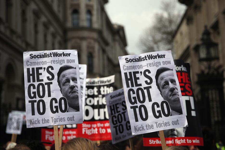 Protestan para pedir la dimisión de Cameron por los #PanamaPapers 1.jpg