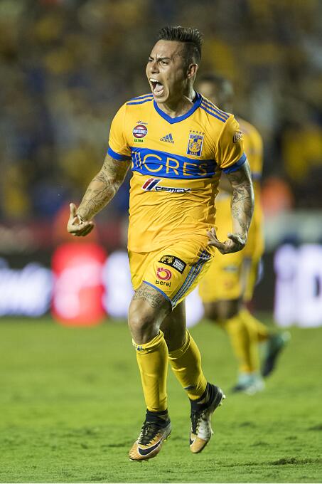 De la mano de Eduardo Vargas, Tigres derrotó a Lobos BUAP Eduardo Vargas...