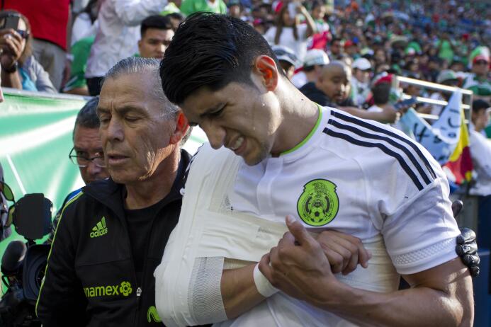 Con Pulido lesionado, triste triunfo del 'Tri' rumbo a Copa Oro 20170701...