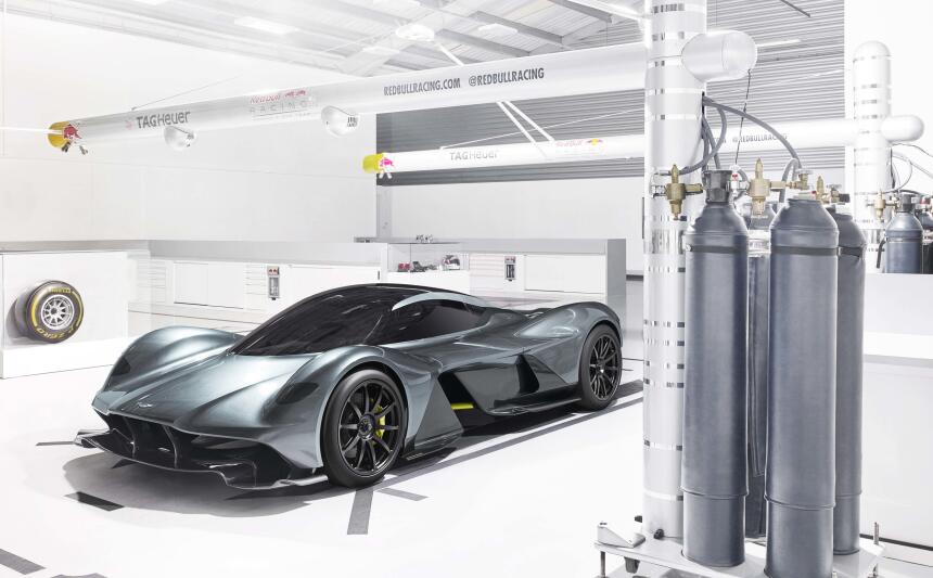 Aston Martin divulga el AM-RB 001, un hiperauto con doble personalidad