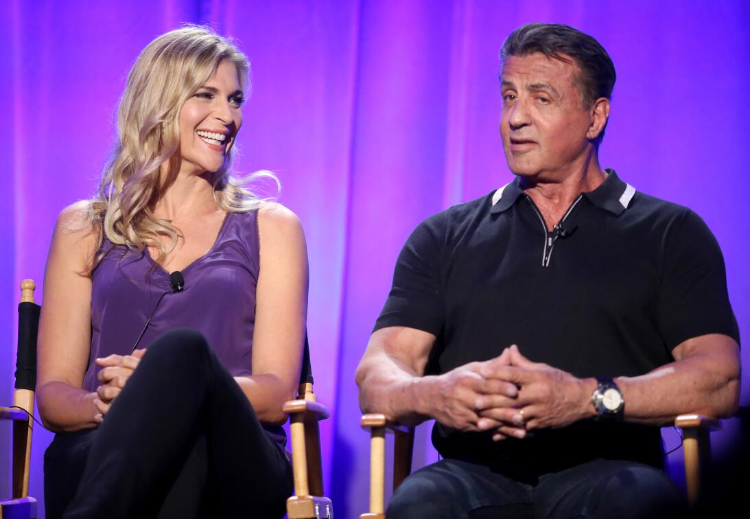 Gabrielle Reece y una belleza que abrió camino del deporte al modelaje y...