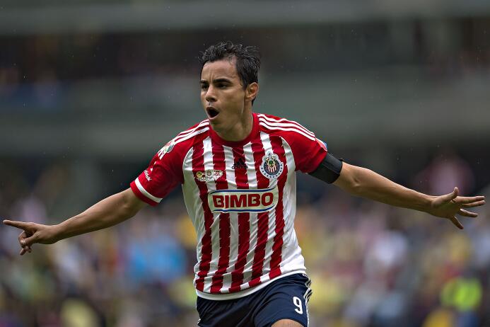 Chivas busca ganar y revivir en el Clásico